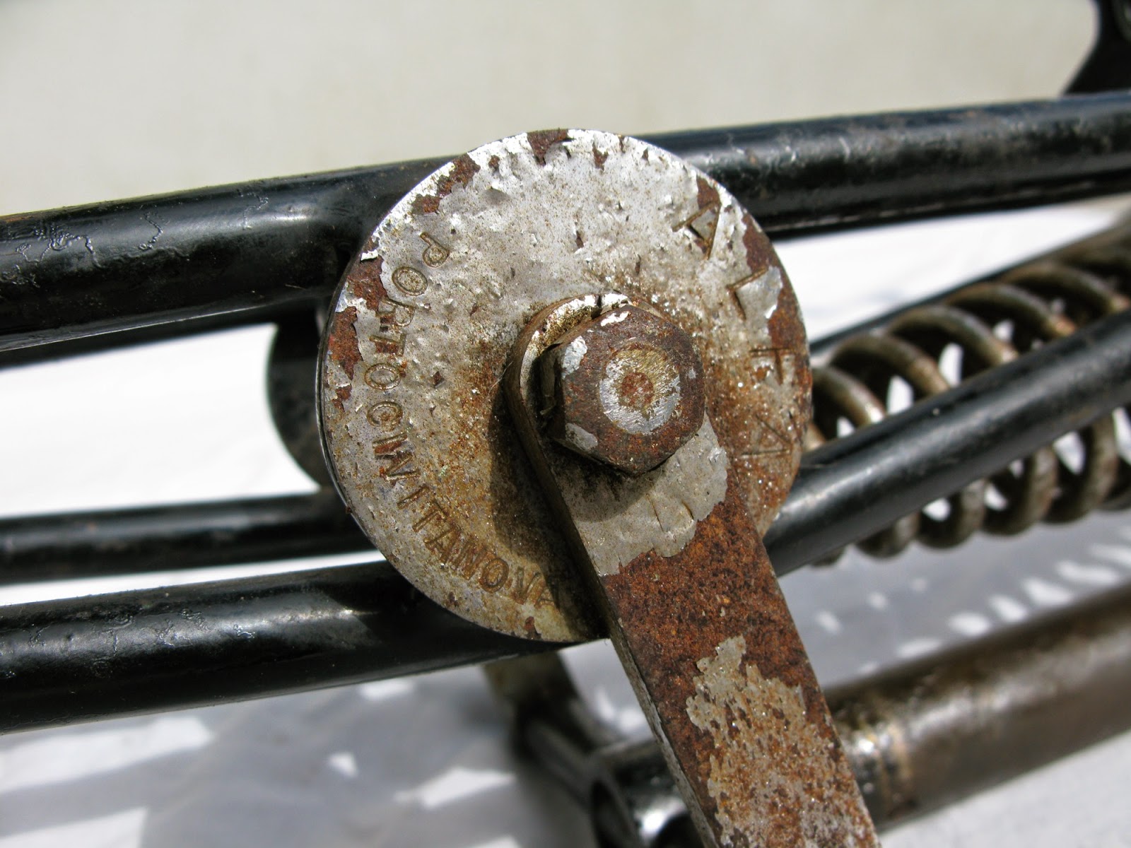 Vintage Bicycling veteran, vintage, classic and retro bicycle blog