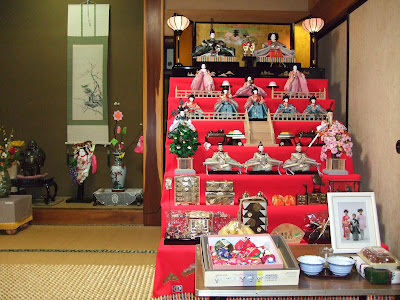токонома, японский интерьер, подставка для кукол Хина мацури