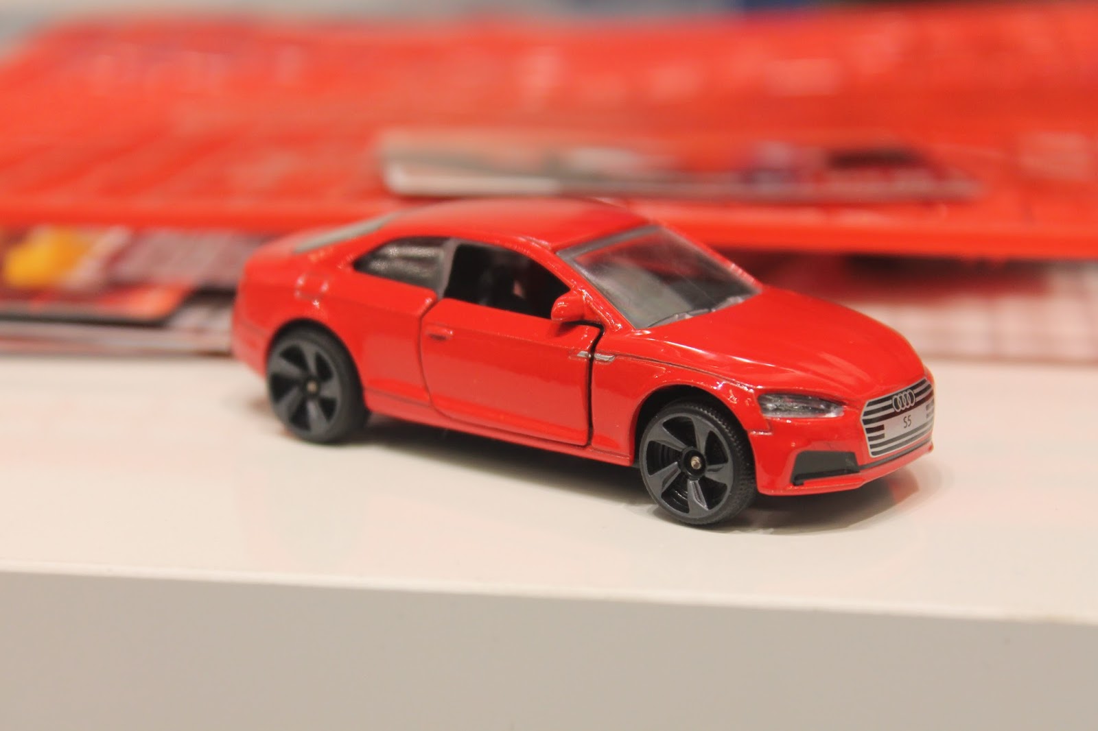 Aston Martin Gt8 >> Nuremberg 2018 : Majorette - Mininches Aston Martin Gt8 >> Nuremberg 2018 : Majorette - Mininches