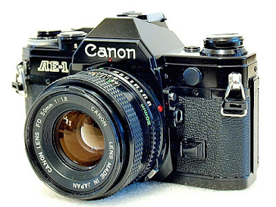 Canon AE-1, Front Right