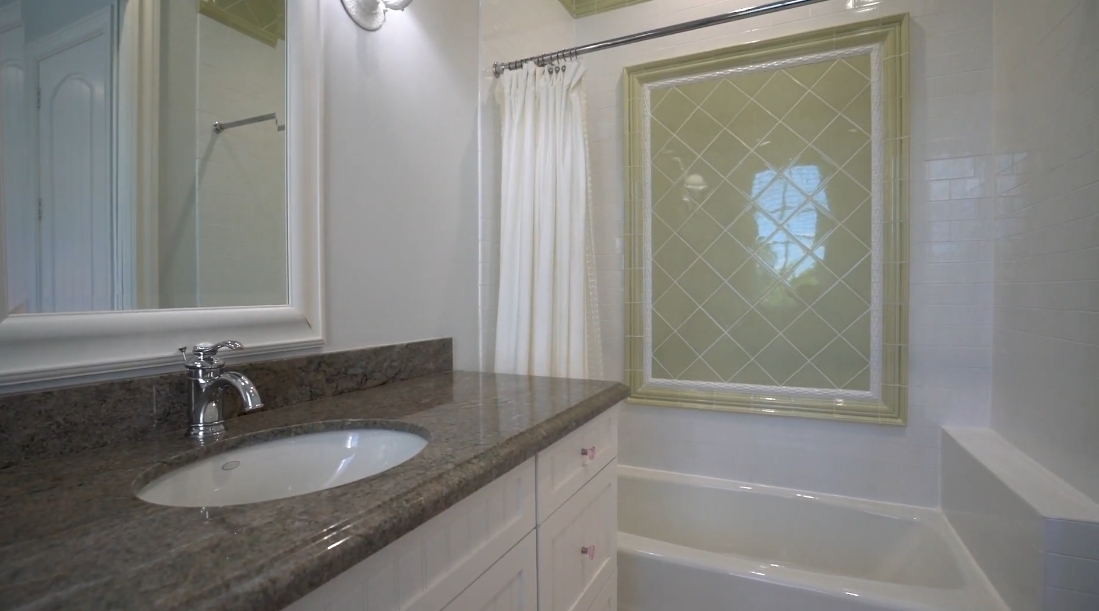 Tour 11641 SW 3rd St, Plantation, FL vs. 26 Interior Design Photos
