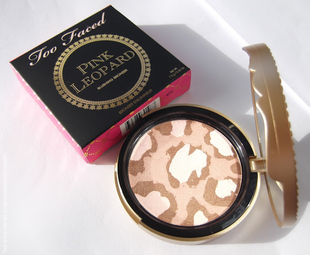 TOO FACED - Pink Leopard Blushing Bronzer.
