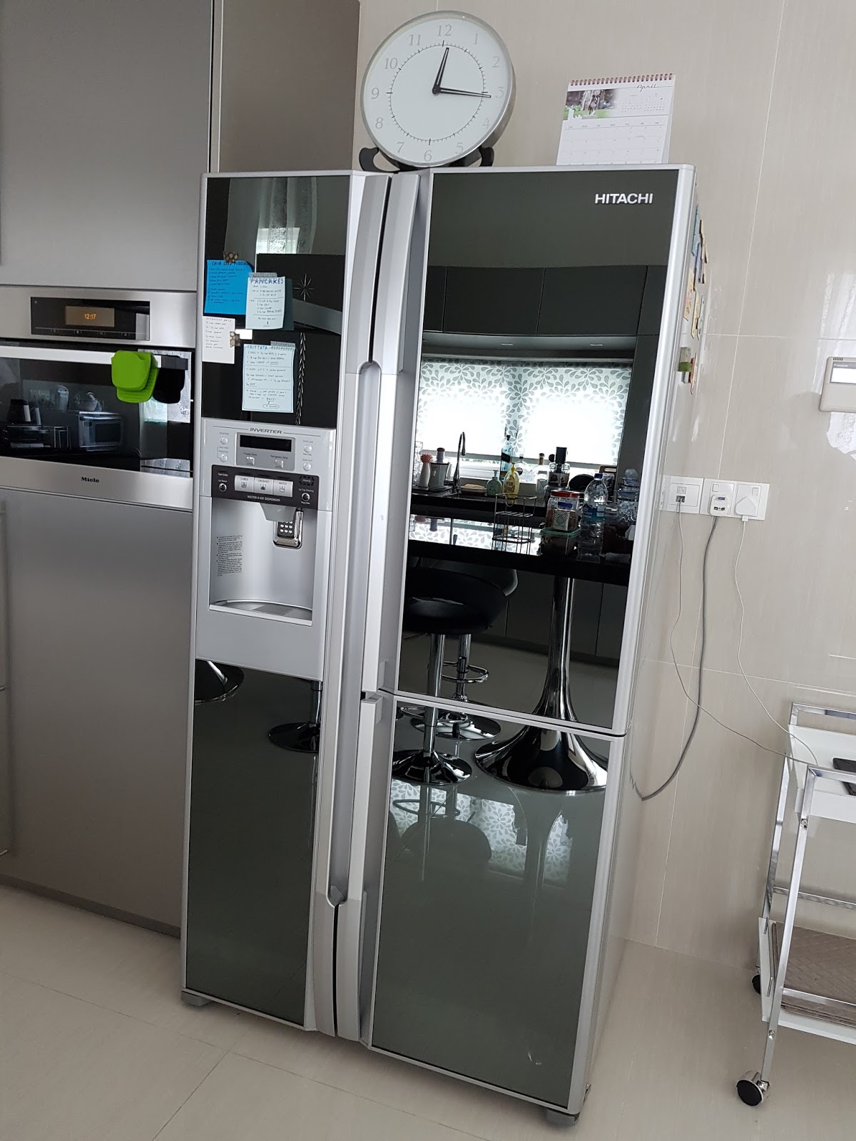 Fridge repair Refrigerator repair Singapore Hitachi Fridge Repair