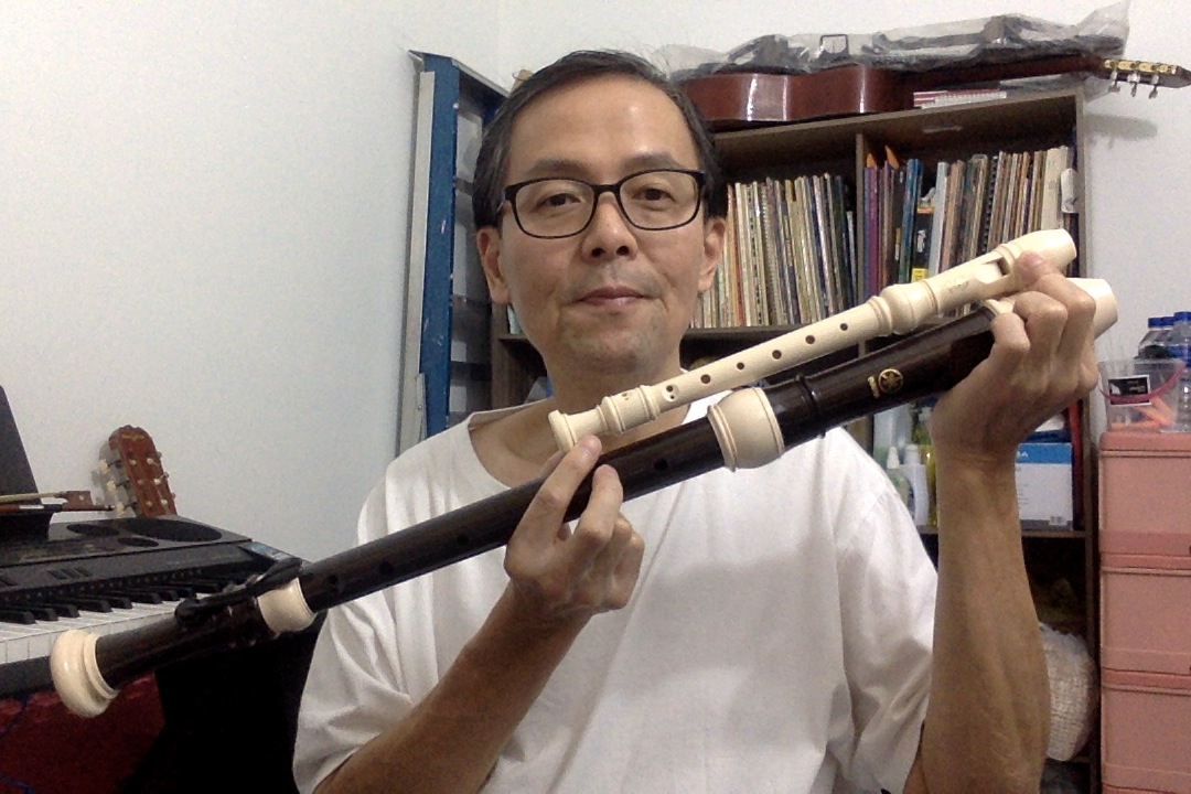 Comparing Recorders 4. Comparing soprano vs tenor recorder Physical