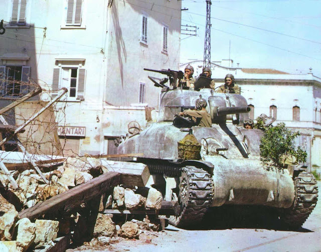 Sherman Tank Color photos World War II worldwartwo.filminspector.com