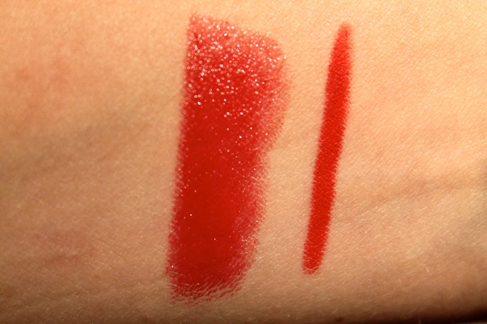 mac lady bug swatch