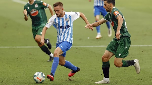 Ismael Casas - Málaga -: “Quiero seguir en el Club y jugar en Primera”