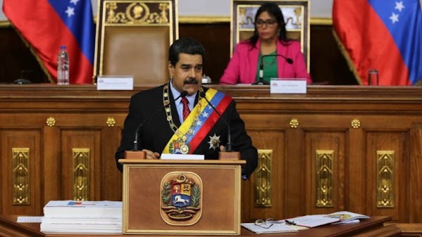 Ejecutivo aprobó 482.000 millones de bolívares para dotar de uniformes a docentes del país Ejecutivo aprobó 482.000 millones de bolívares para dotar de uniformes a docentes del país