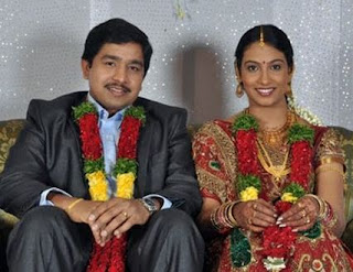 Singer Anjana Sowmya Family Husband Parents children's Marriage Photos