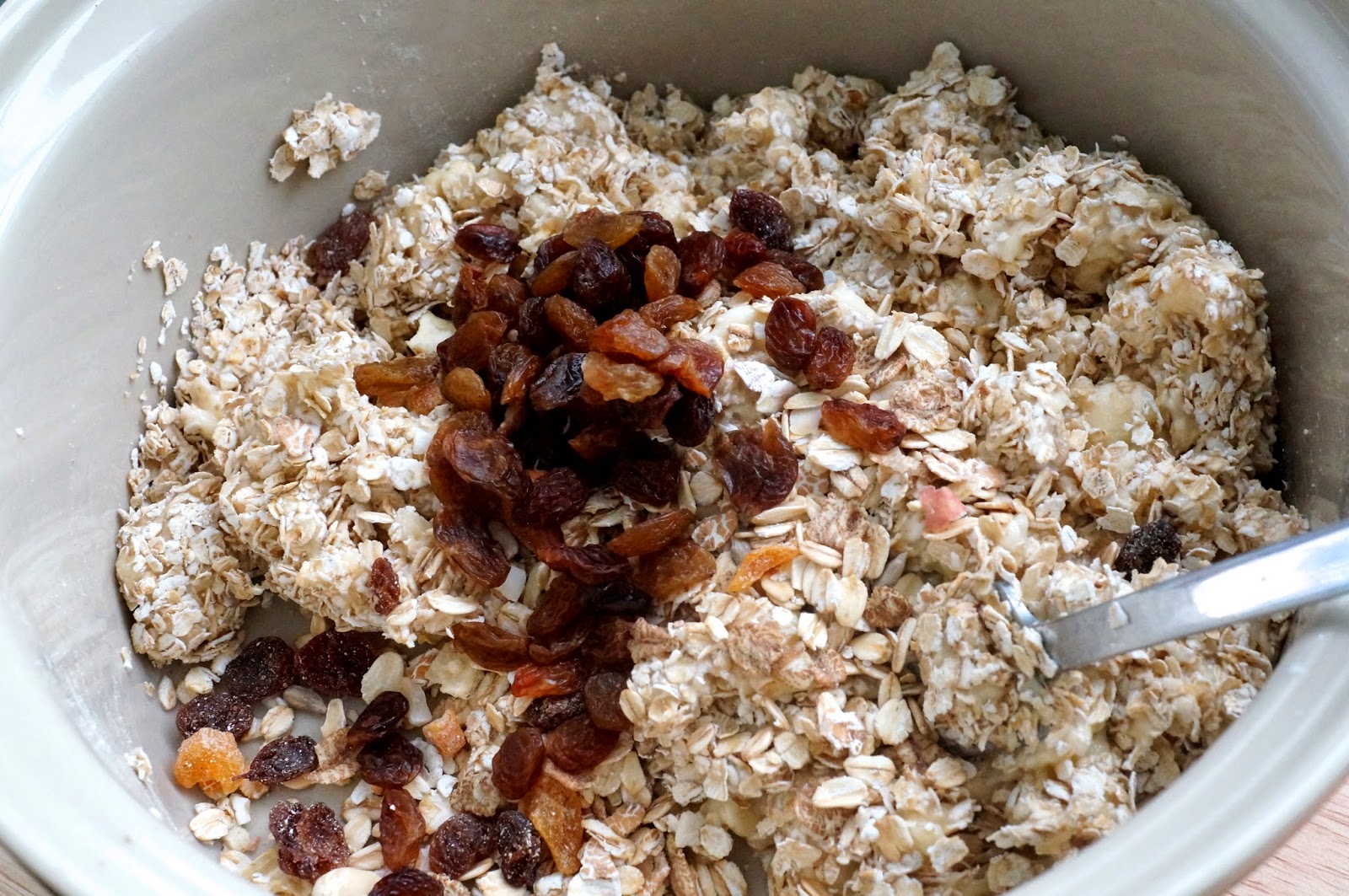 Emtalks: BAKE: Easy, Healthy Banana and Oat bites