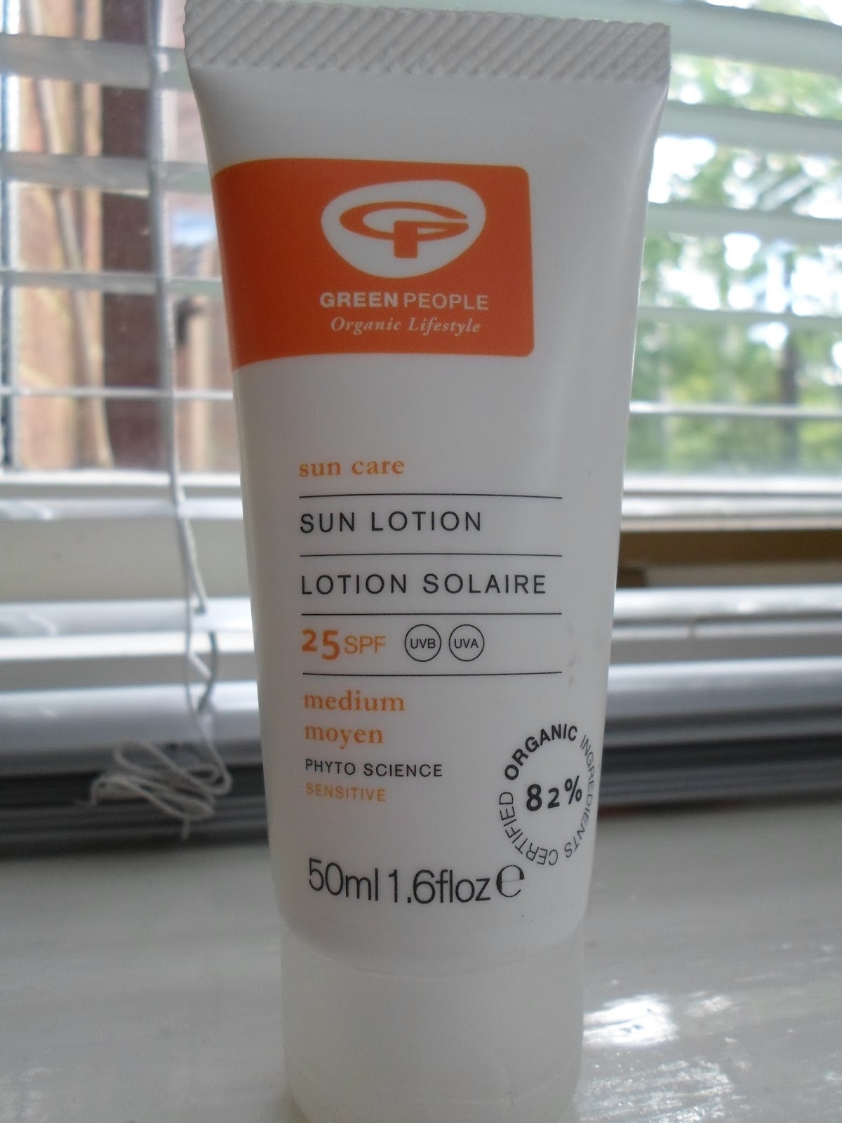 Green People Sun Lotion SPF 25 (scent free)
