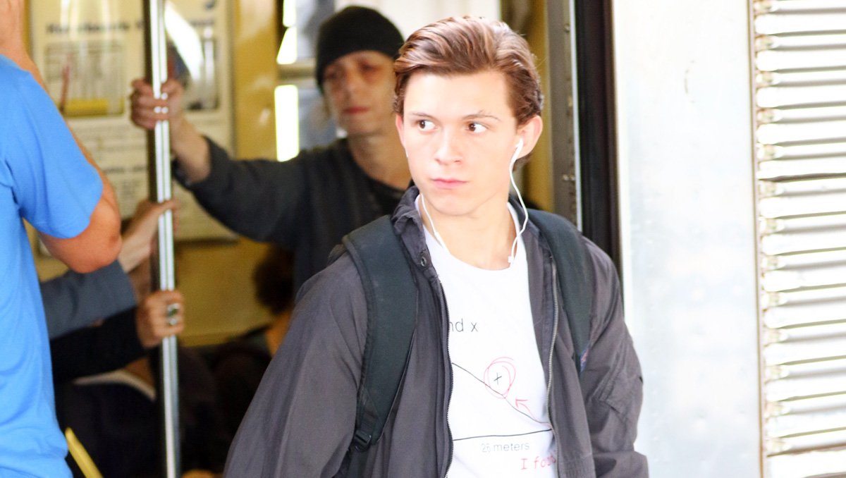 том холланд снимается. кино в котором снимался том холланд. том холланд снимается. том холланд снимается. питер паркер анчартед.