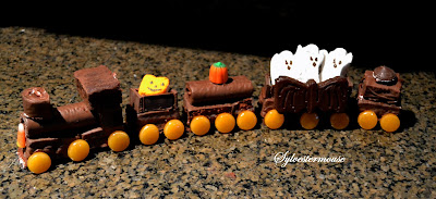 Create a fabulous Ghost Train Cake for Halloween with this step by step tutorial