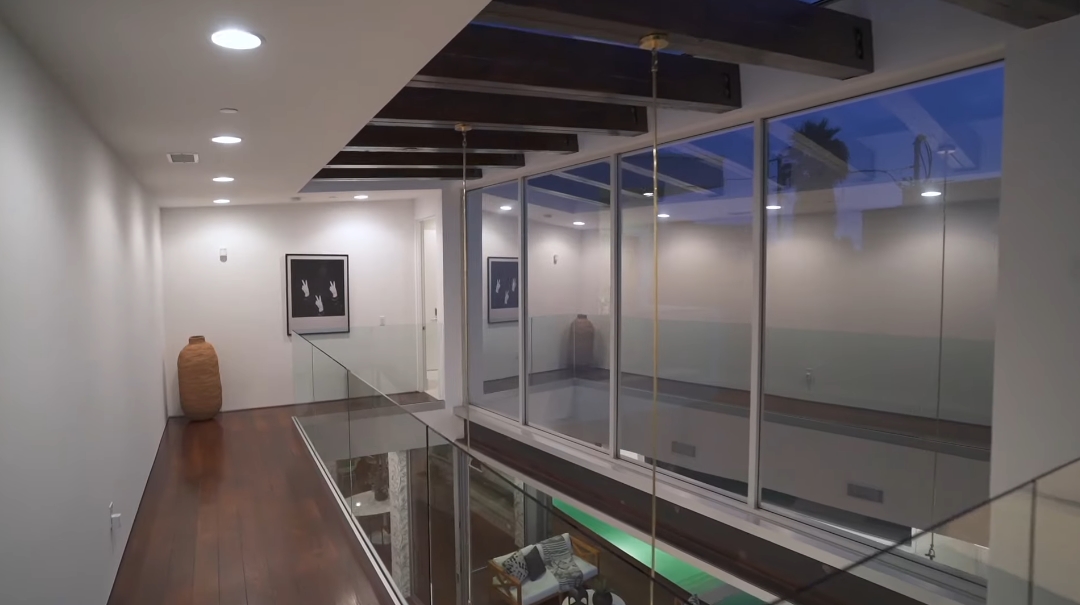 41 Interior Design Photos vs. 720 Indiana Ave, Venice, CA Luxury Home Tour