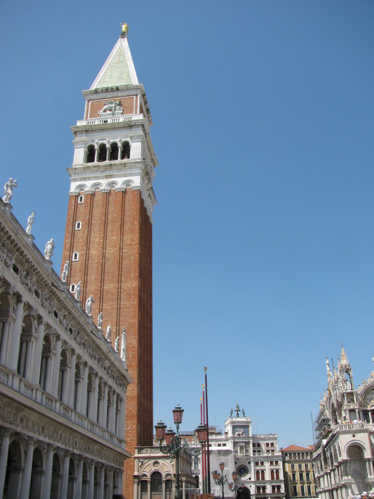 BelgiumBarb: An Awesome Chick Trip...To Venice, Italy!