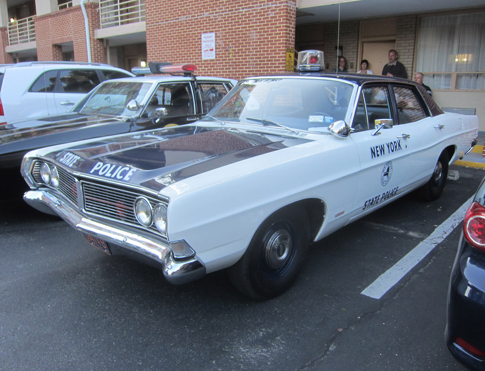 Ode Street Tribune Vintage Police Cars At The Rosslyn Iwo Jima Best ode-street-tribune-vintage-police-cars-at-the-rosslyn-iwo-jima-best