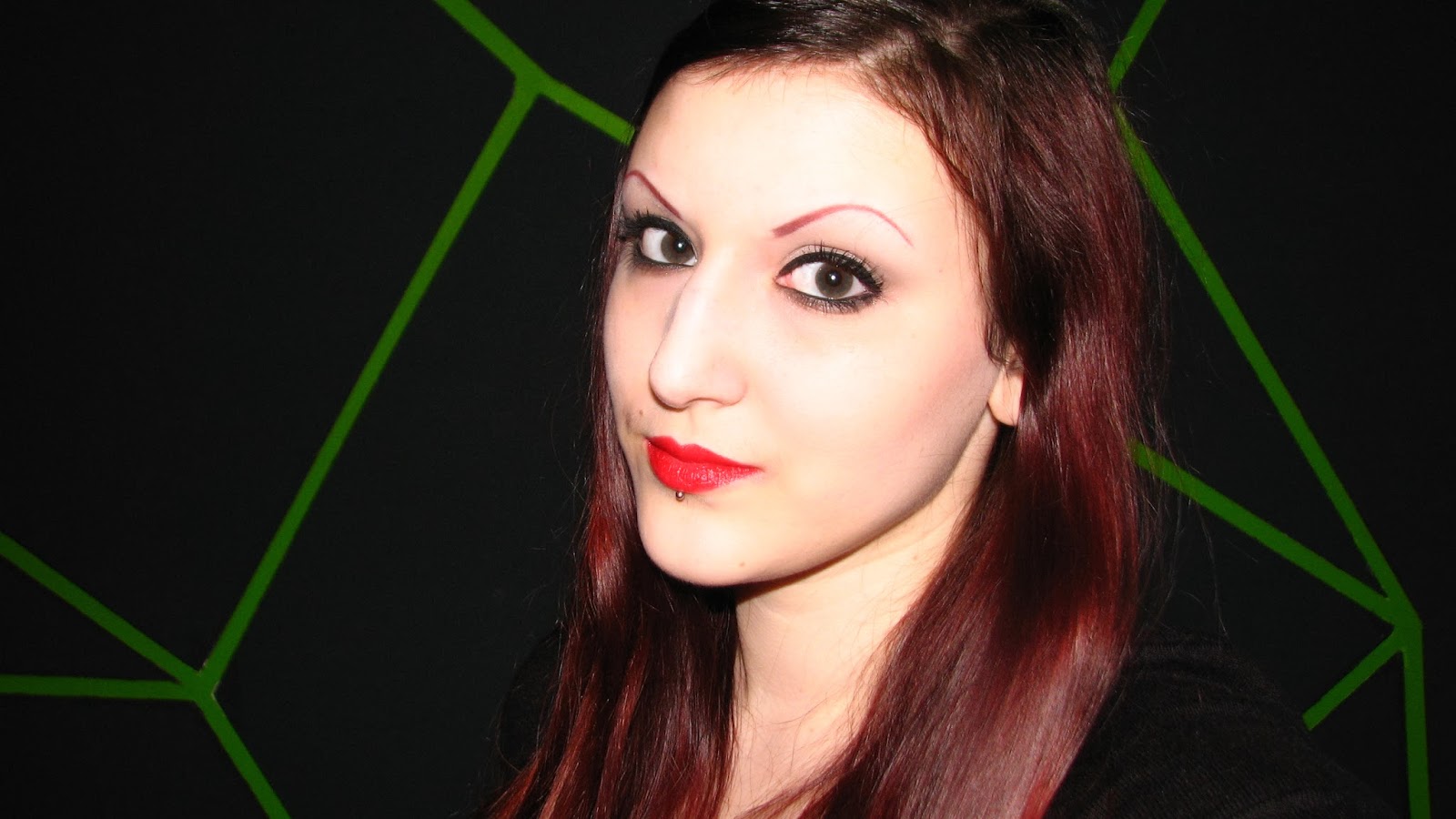 Lena Lednicka: FOTD: New Everyday Makeup Look? + RED LIPS