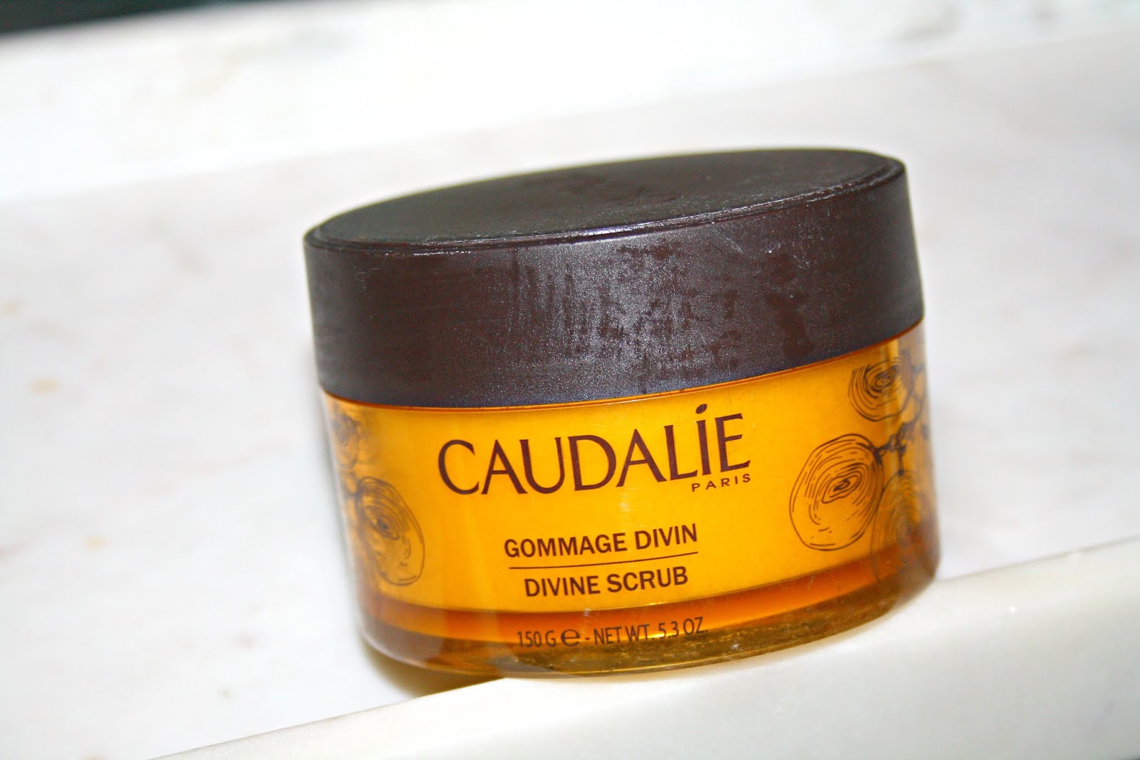 Beautyqueenuk A UK Beauty and Lifestyle Blog Caudalie Divine Scrub
