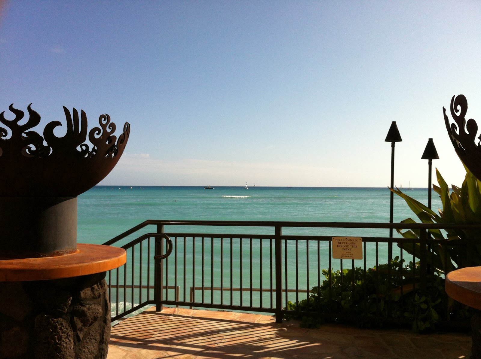 GREAT EATS HAWAII RUM FIRE SHERATON WAIKIKI HOTEL