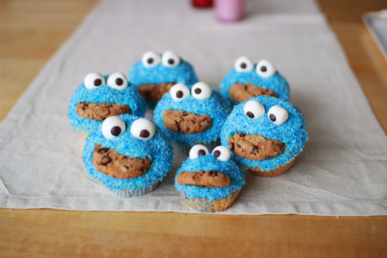 Kuchen, Torten, Cupcakes &amp; mehr: Krümelmonster Cupcakes