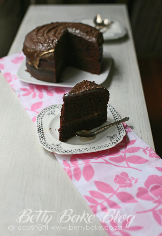 GLUTEN FREE sweet potato chocolate cake, bety bake, healthy tea time treats, chocolate