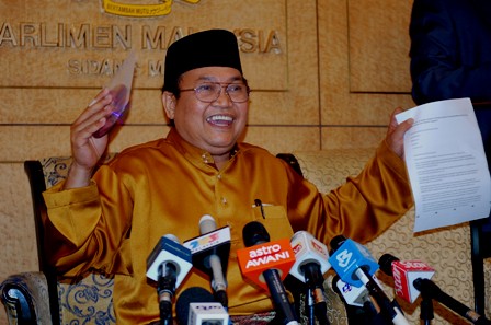 Pusat Tarbiyah/Musolla: Ibrahim Ali Anggap Isteri Pemuas Nafsu Seks