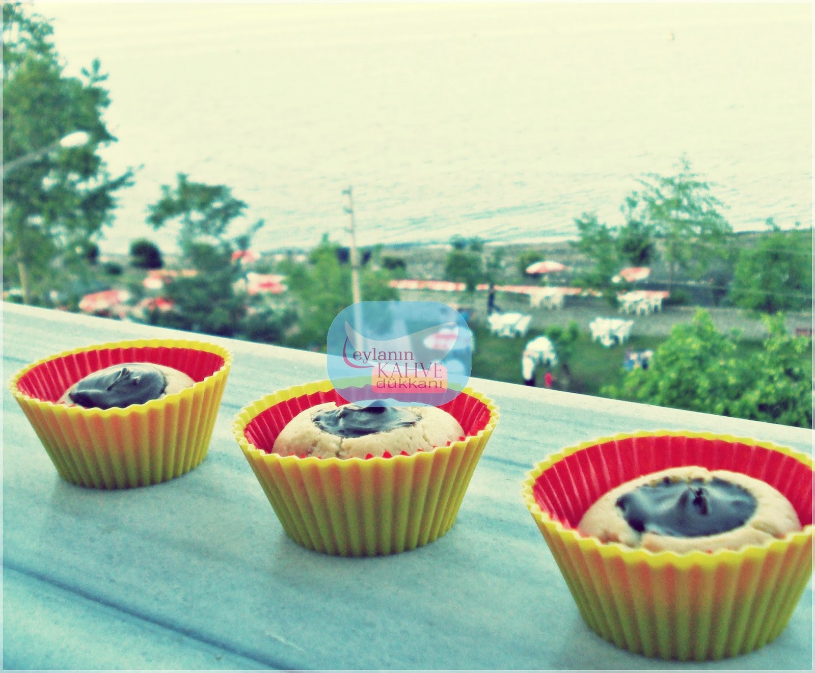 Çikolata Kremalı Kurabiye Leyla�nın Kahve Dükkanı