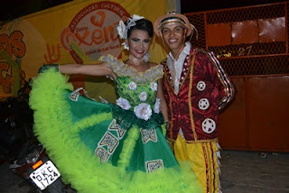 LANÇAMENTO FIGURINO JUNINA OXENTE 2017