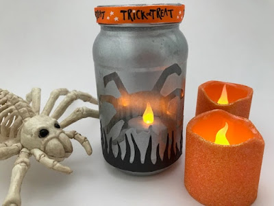 Halloween jam jar spider lantern craft