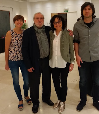 Rosina Uriarte con el doctor Javier Aizpiri