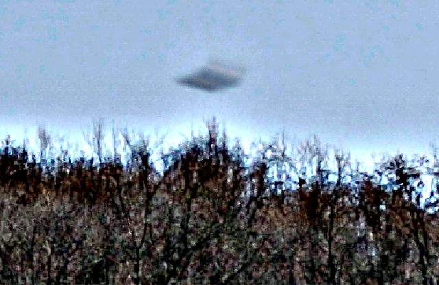 UFO News ~ UFO Over Mountains In Romania and MORE Mountain%252C%2BW56%252C%2Bscience%252C%2BUSAF%252C%2BNASA%252C%2Bunidentified%2Bflying%2Bobject%252C%2BUFO%252C%2BUFOs%252C%2Bsighting%252C%2Bsightings%252C%2Baliens%252C%2Bmars%252C%2Bface%252C%2BESA%252C%2BNASA%252C%2BBigelow%2BAerospace%252C%2BPhil%2BPlait%252C%2Banomaly%252C%2BMars%252C%2BAnomalies%252C%2BTR3B%252C%2Bastrobiology%252C%2BPlanet%2Bx%252C%2Bvacation%252C%2B4