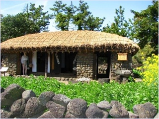 หมู่บ้านวัฒนธรรมเชจู (Jeju Folk Village)