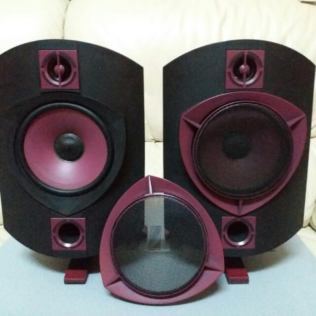 Ninelizards Solid Monitor Speakers And Ceiling Mount Safety