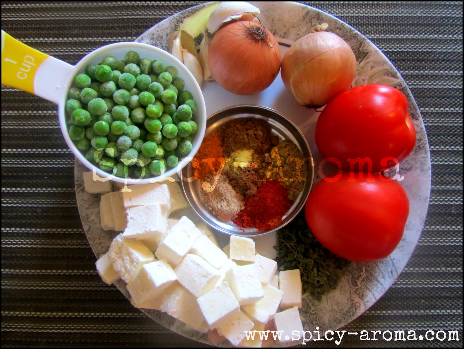 Matar Paneer (Green Peas and Cottage cheese Curry) Step by Step