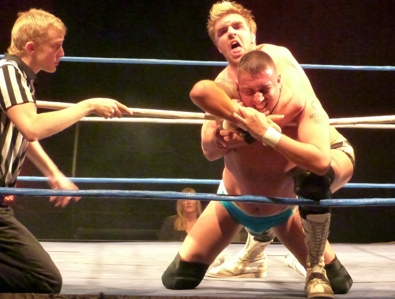WRESTLESHOTS: NATHAN CRUZ V TONY SPITFIRE