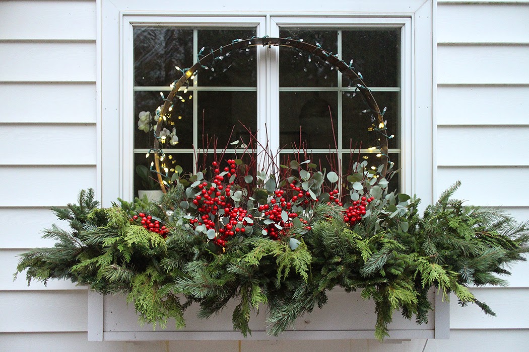 The Impatient Gardener: HOLIDAY CHEER FOR OUTSIDE