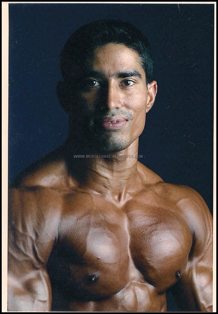 Pakistani Bodybuilder Babar Ali From Karachi 2011 Images | Mr Pakistan
