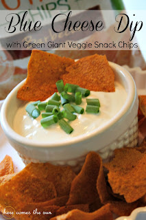 Blue Cheese Dip with Green Giant Snack Chips