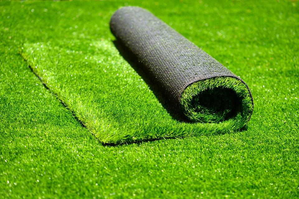 Amazing Artificial Green Grass Fence Walls Covering Hedge