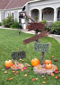 DAVE LOWE DESIGN the Blog: 19 Days 'til Halloween - Spooky Sign Post DIY
