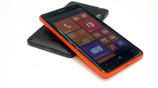   Nokia Lumia 625  -  6
