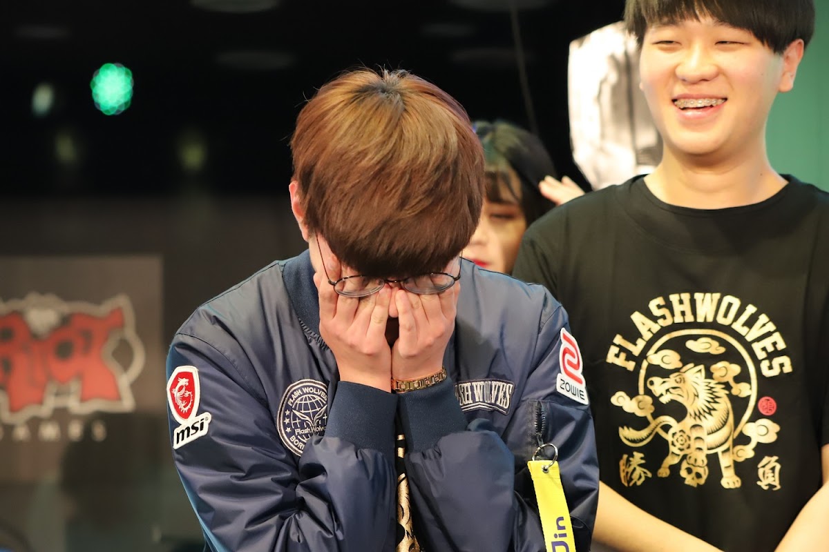 《英雄聯盟》閃電狼主場日「電狼迎新日」在上周落幕，有許多熱情的粉絲共襄盛舉。