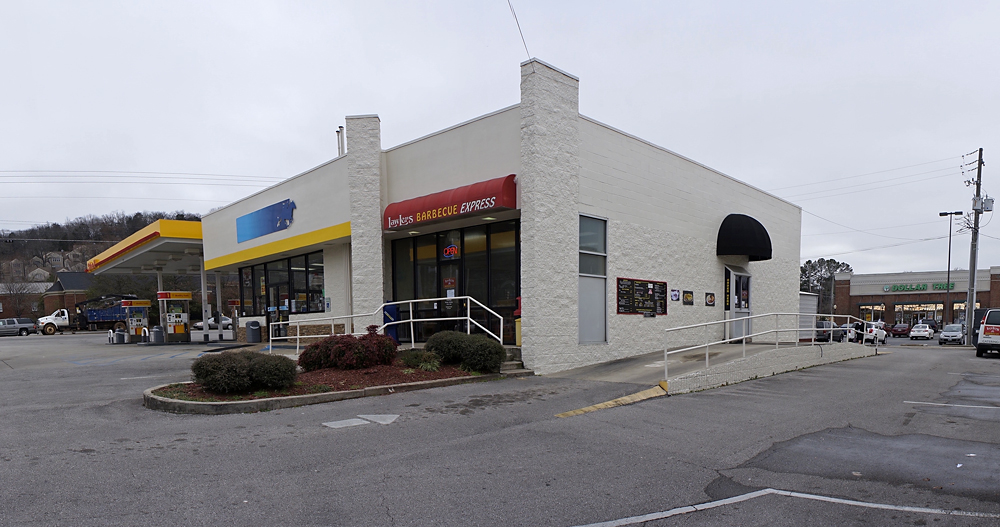 The Great BBQ Quest Lawler’s Barbecue Express 1 (Whitesburg Drive)