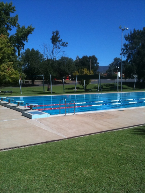 Swimming Public swimming pools NSW Central West and South