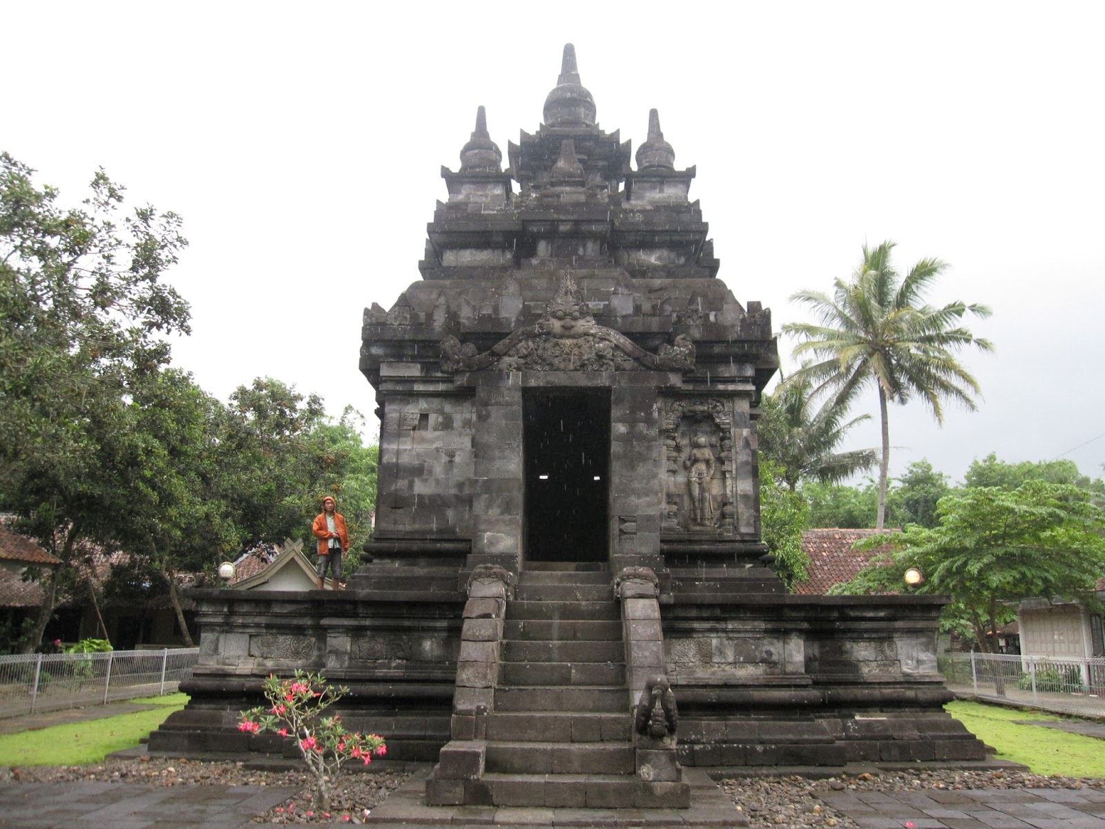 Hindu Budha di Indonesia: Peninggalan Kerajaan Budha