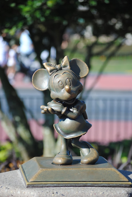Disney World Minnie Mouse decoration