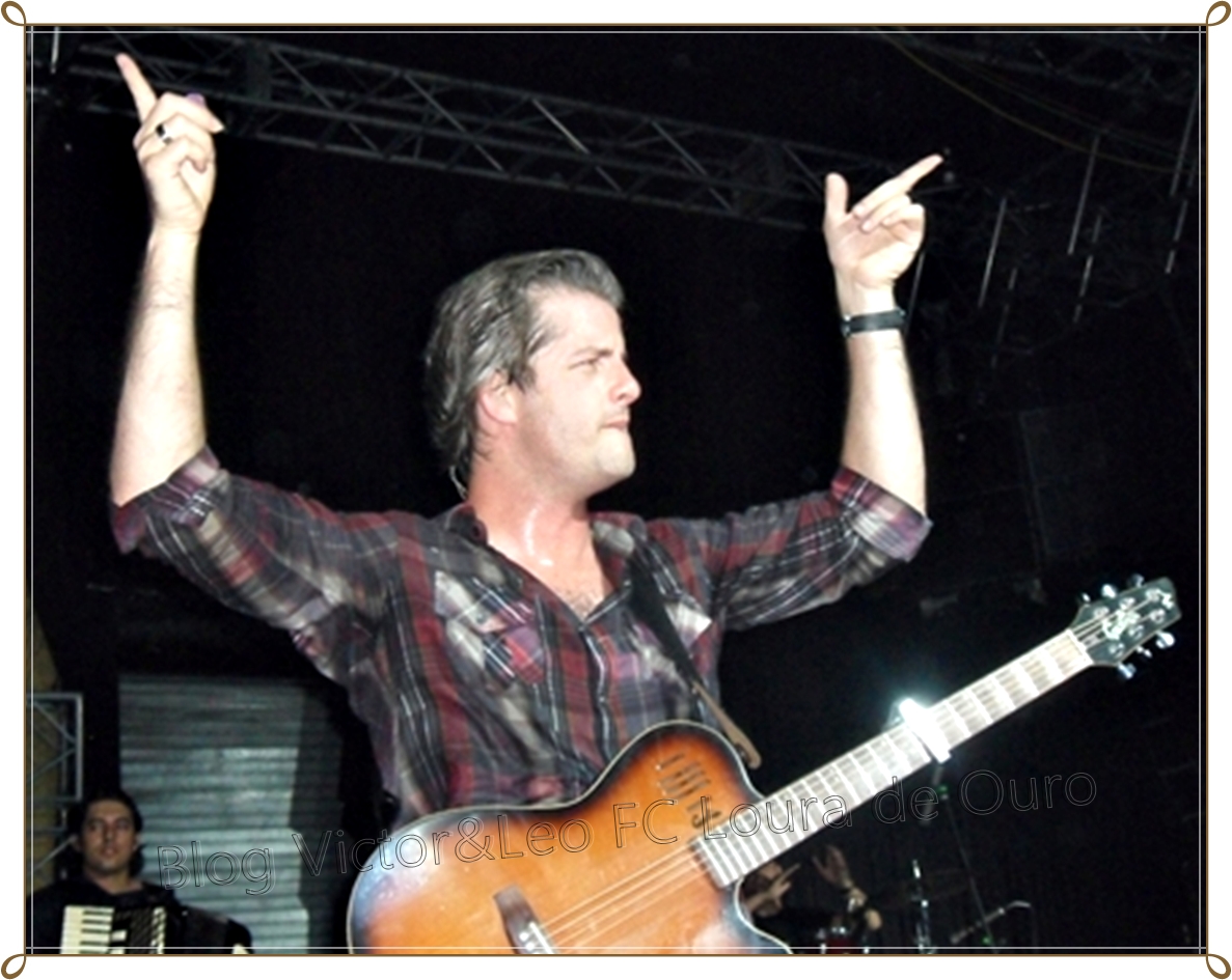 FC Loura de Ouro Victor & Leo iniciam turnê pelos Estados Unidos