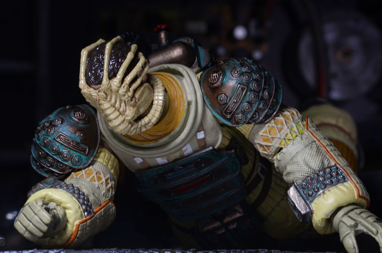 NECA Alien 35th Anniversary Kane with Facehugger Images Infinite Earths