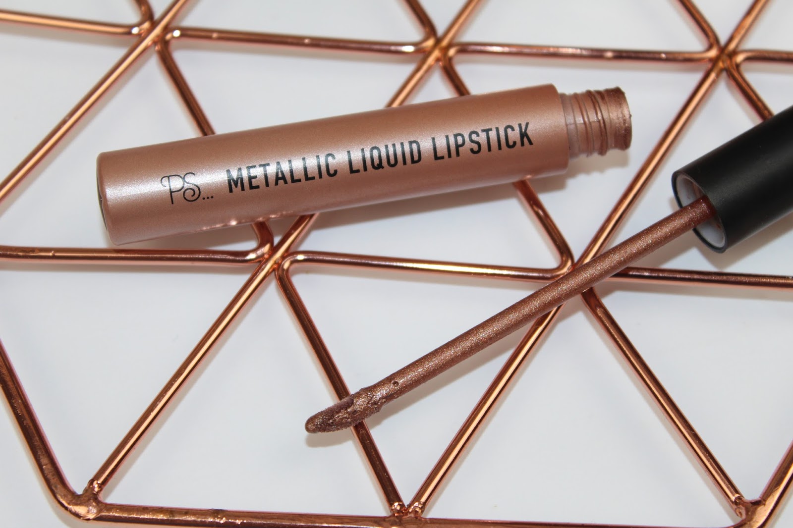 Primark Metallic Liquid Lipstick Lip Kit Review & Photos Pink