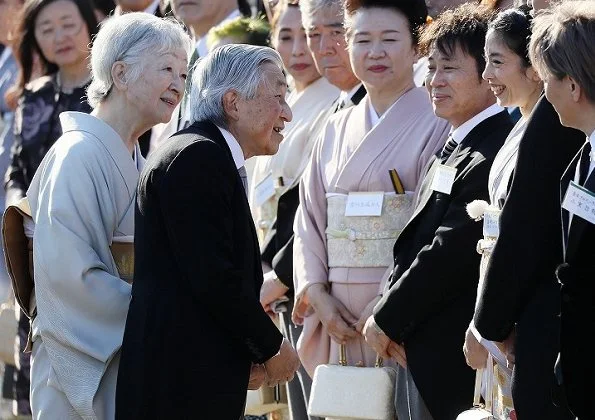 Crown Prince Naruhito, Crown Princess Masako, Prince Akishino, Princess Kiko, Princesses Mako, Aiko and Kako